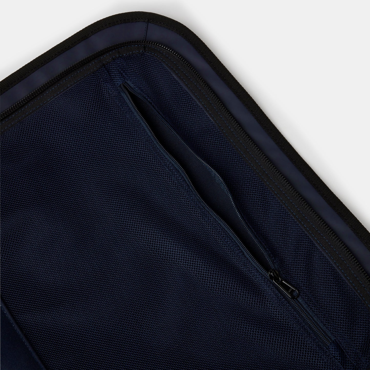 VOLVO DURABLE DUFFEL BAG 50L